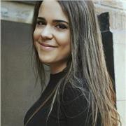 Nativa imparte clases de español